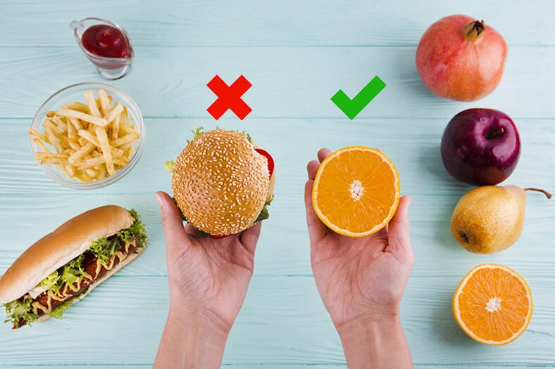 To lose weight, fast food snacks are replaced by fruit