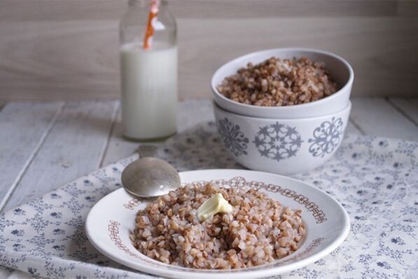 buckwheat porridge with butter